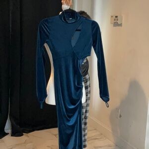 Elegant Blue Velvet Dress